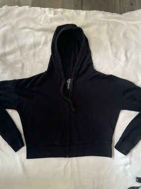 SO Black Cropped Zip Hoodie